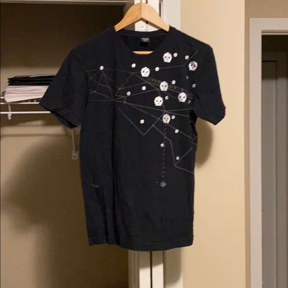 Sacrifice small graphic the shirt - Picture 1 of 1